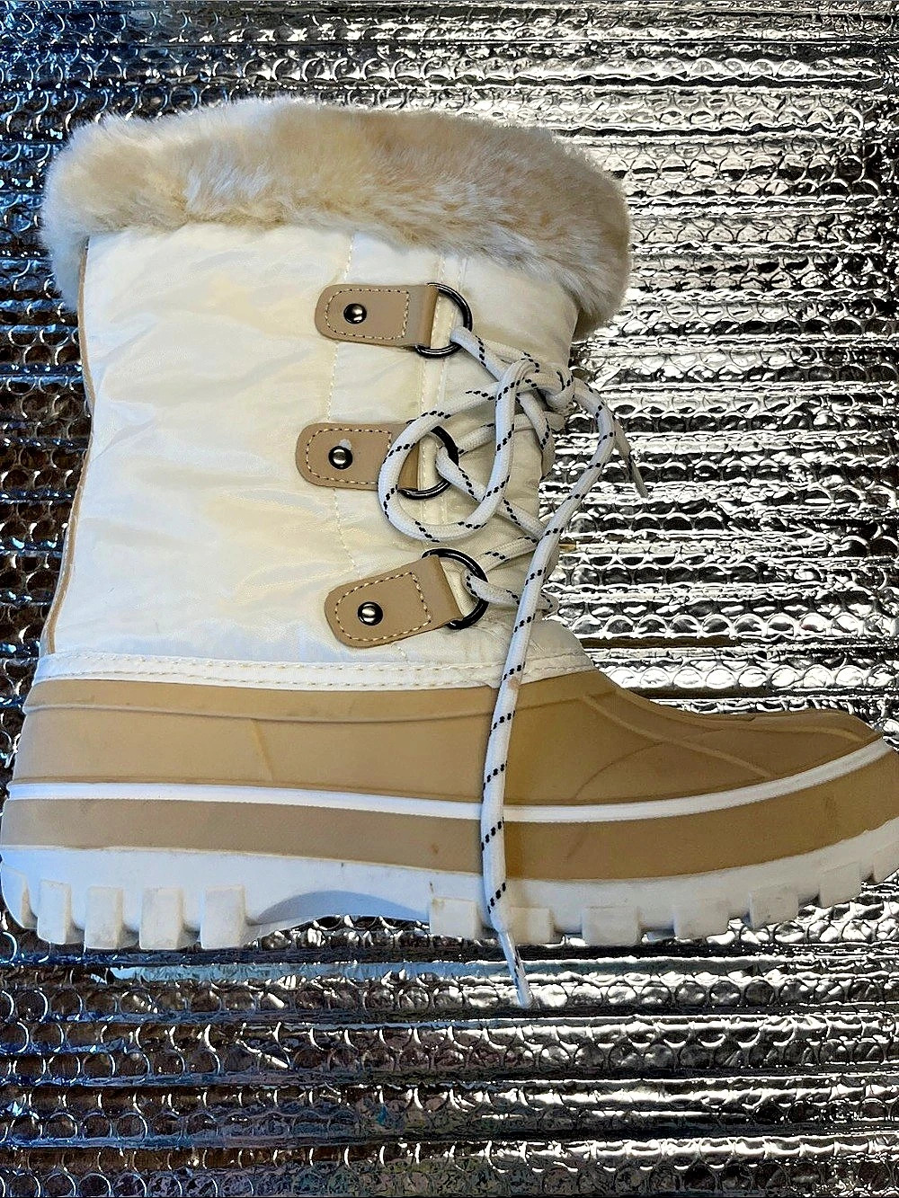 FORESTER Fur Cuff Winter Boots White & Brown US 4